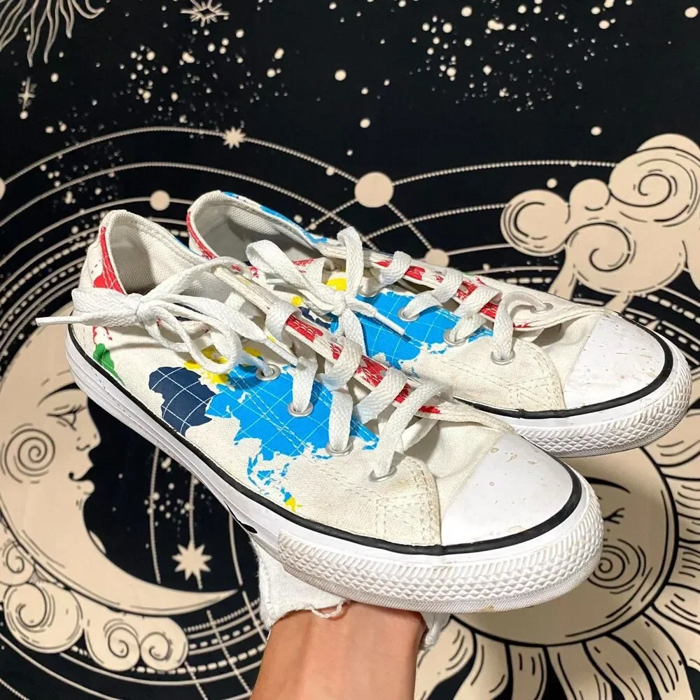 Converse Chuck Taylor All Star World Traveler 668458F Athletic Shoe Girl 3 White
